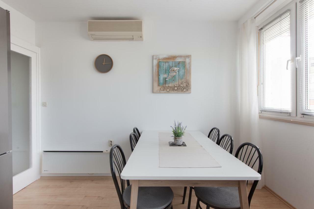 Apartment Gabriella Makarska Ngoại thất bức ảnh